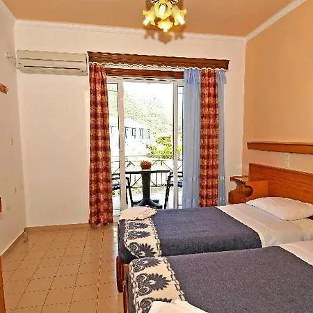 Cosmopol Hotel 3*
